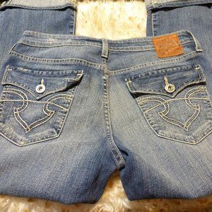 Big Star “The Legendary Blue Jeans” Distressed Crop Jeans – Size 31(Measures 34)